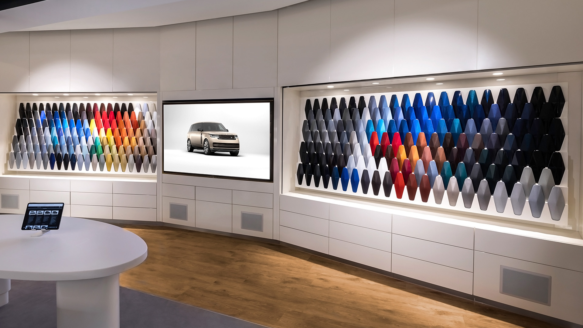 JLR Bespoke Paint Personalisation