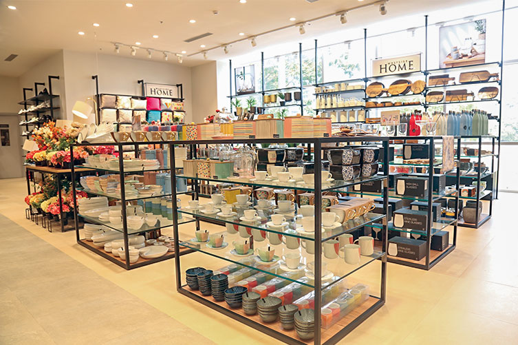Tata Trent Launched New Concept Store Landmark Xcite in Mumbai